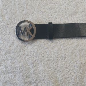 NWOT MK belt